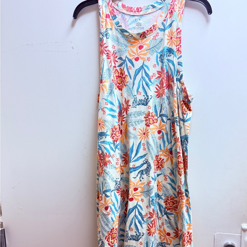 Sherpa ⭐️Floral Sleeveless Dress Size‎ L